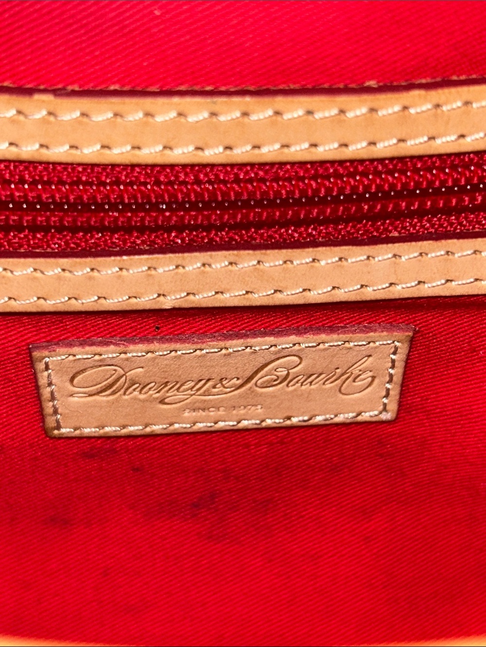 Vintage Dooney & Bourke USA Ivory All Weather Leather Equestrian Shoulder Bag - Picture 5 of 9